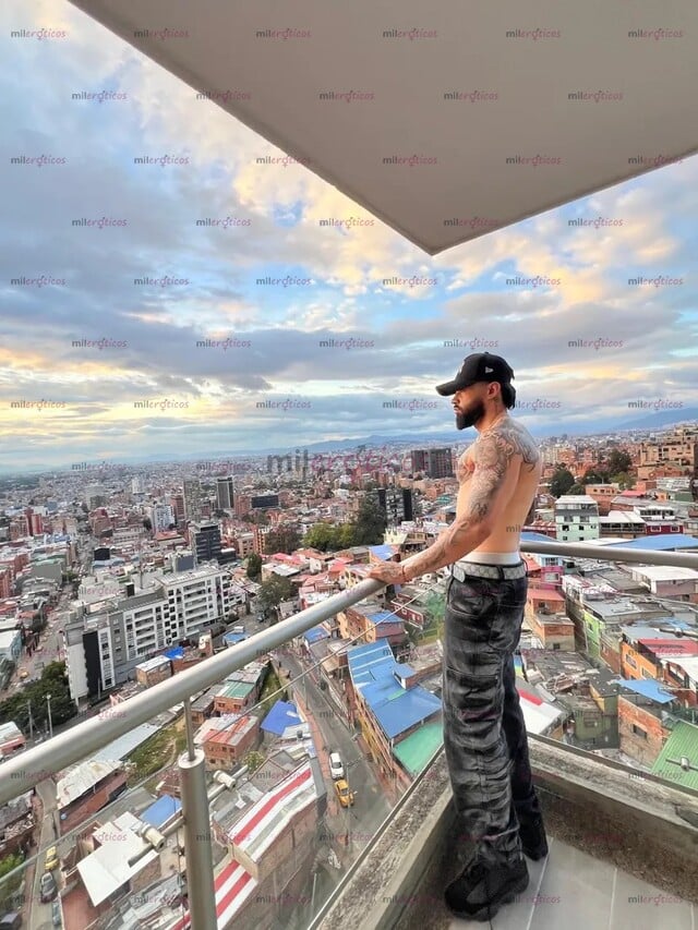 FOTOS DE MACHO LECHERO VERGON ACTIVO SOY UN HOMBRE ALTO, DISCRETO Y CON PRESENCIA. VARONI