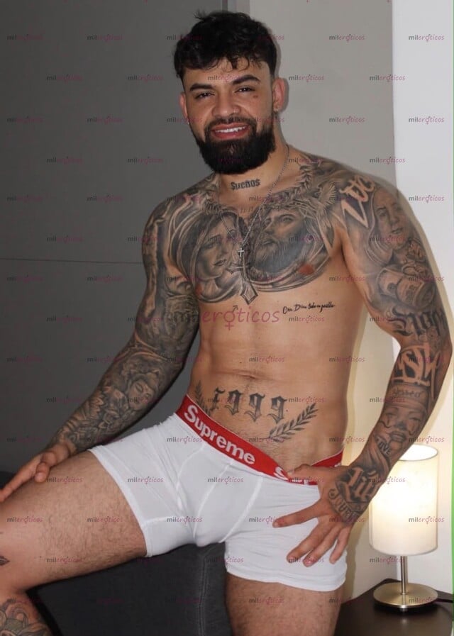 FOTOS DE MACHO LECHERO VERGON ACTIVO SOY UN HOMBRE ALTO, DISCRETO Y CON PRESENCIA. VARONI
