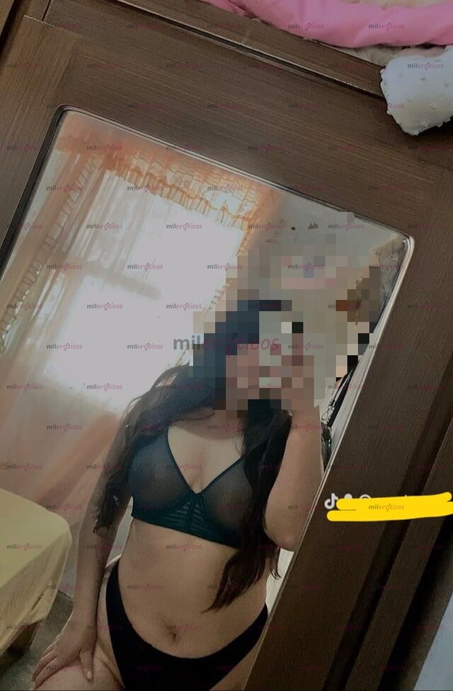 FOTOS DE LINDA CACHORRITA MORENITA CACHONDA LISTA PARA HACERTE VENIR
