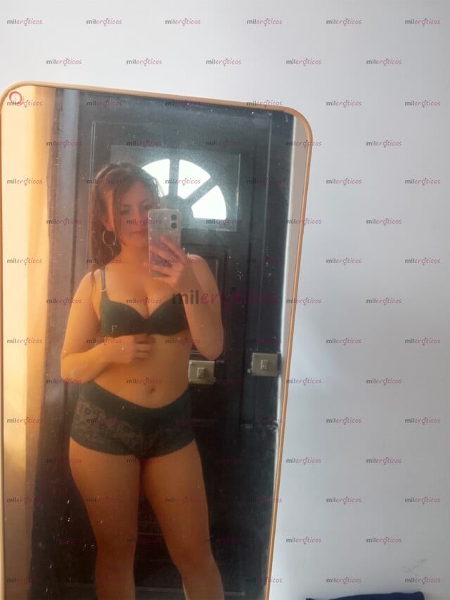 FOTOS DE TU MONITA LINDA, JOVEN Y SEXY, TE ESTÁ ESPERANDO PARA TENER UN RATO BIEN RICO!