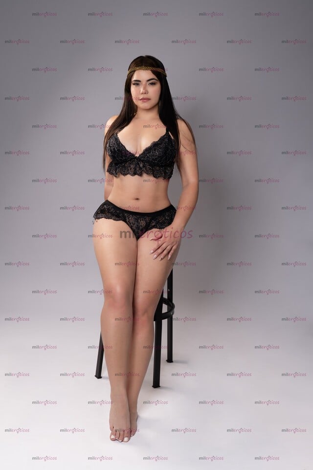 FOTOS DE HOLA PAPASITO SOY ESTEFFA UNA COLOMBIANA SÚPER CACHONDA ANDIENTE