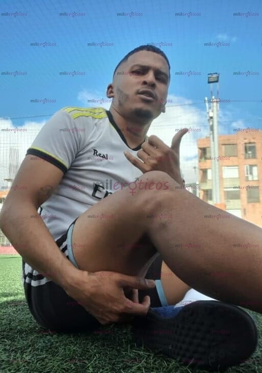 FOTOS DE FUBTOLISTA MORBOSO LECHERO DOMINANTE CON SITIO DISPONIBLE
