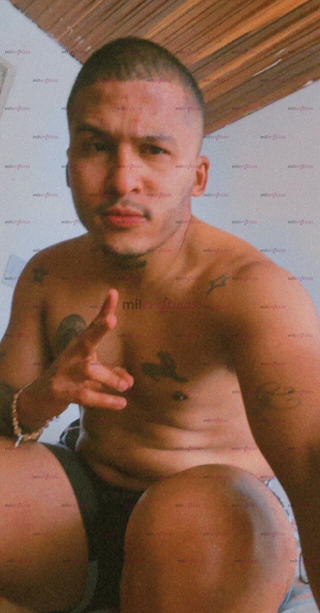 FOTOS DE FUBTOLISTA MORBOSO LECHERO DOMINANTE CON SITIO DISPONIBLE
