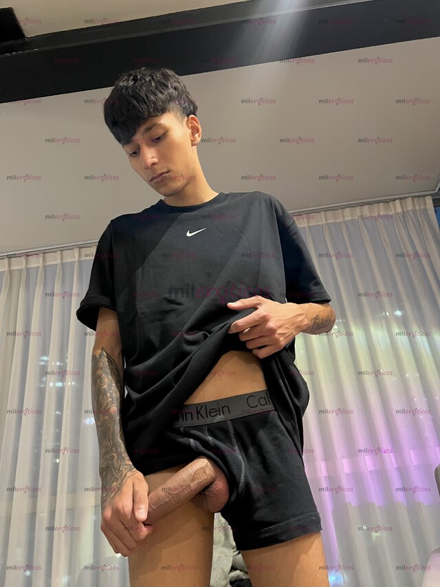 FOTOS DE SOY DIEGO TENGO 18 AÑOS Y LA VERGA VERGA DE 20 CM