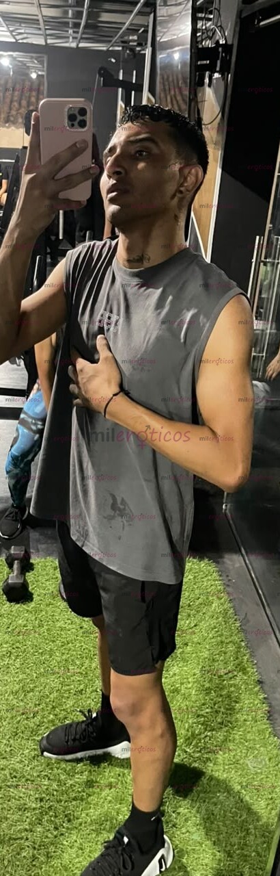 FOTOS DE JOVEN SERIO, DEPARTAMENTO PRIVADO, 100% VERSÁTIL FULL MORBOSO, NALGON Y VERGÓN.