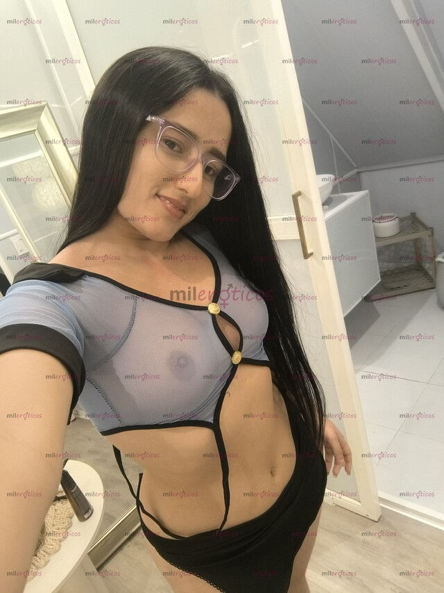 FOTOS DE LUNA FLACA INDEPENDIENTE CON LINDO ROSTRO CON EXCELENTE DISPOSICION