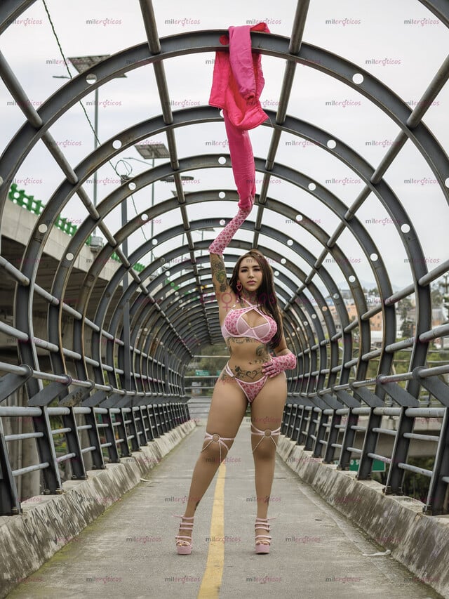 FOTOS DE ÚNICOS DÍAS CUERPO TOTALMENTE ESCULTURAL FEMENINA Y BELLA