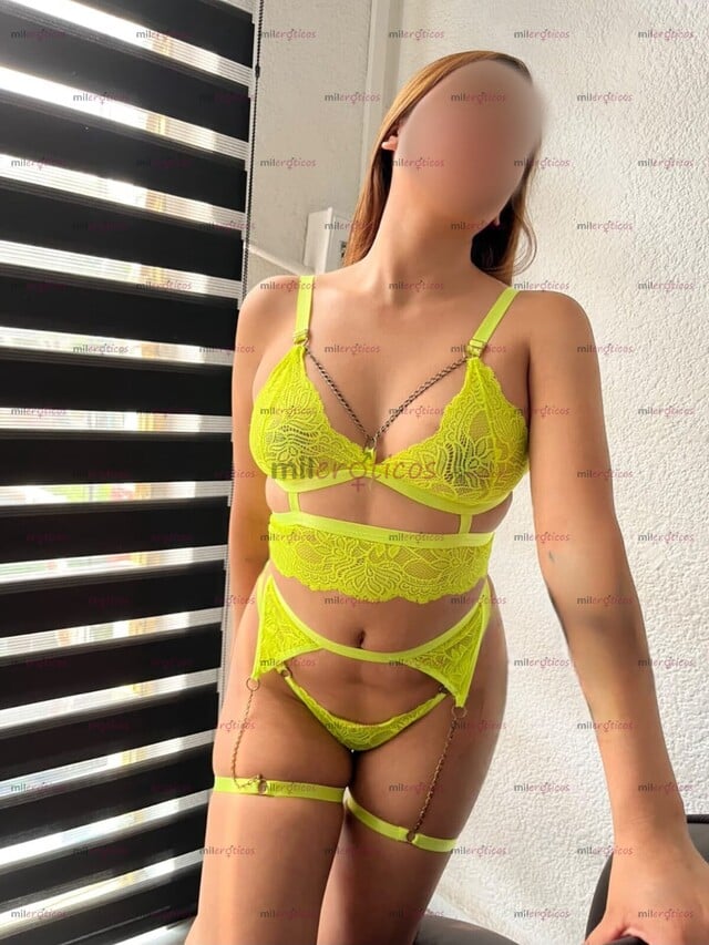 FOTOS DE AMBAR, LINDA FLAQUITA , NUEVA EN LA PAGINA. MUY SENSUAL Y COMPLACIENTE