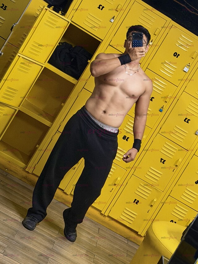 FOTOS DE VATO PITUDO Y CUERPO DE GIMNASIO,MORBOSO Y DOMINANTE