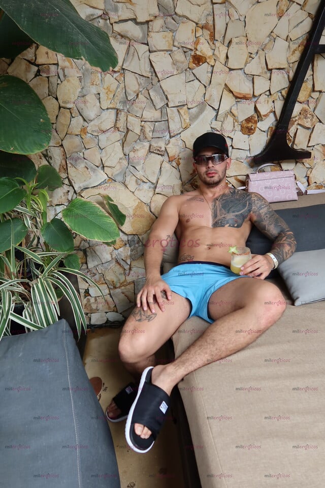 FOTOS DE MACHO MASCULINO COLOMBIANO DISPONIBLE PARA HACERTE PASAR RICO