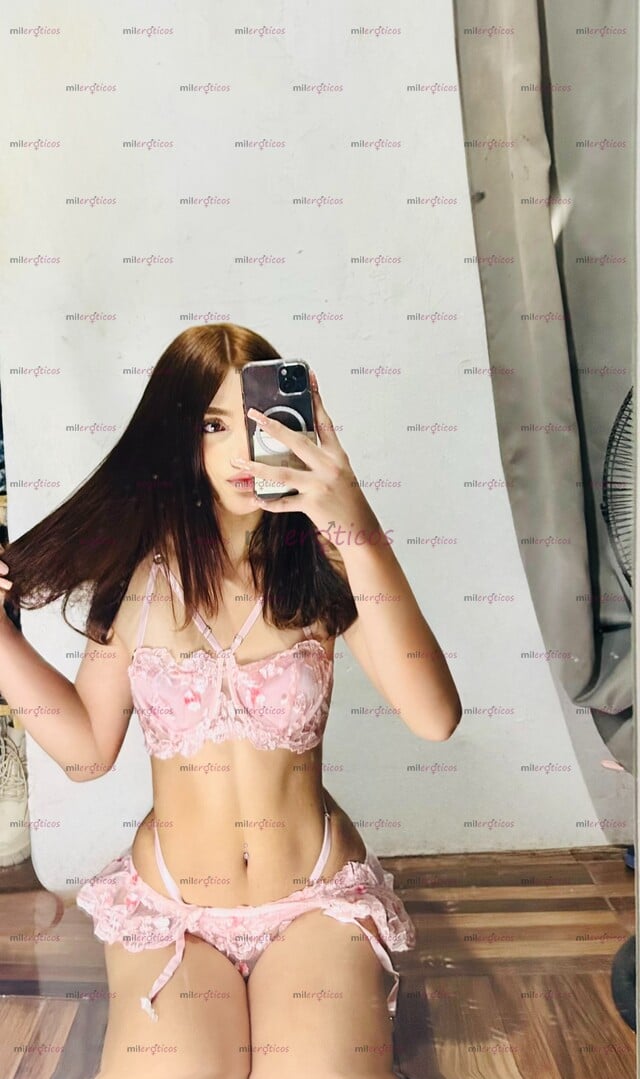 FOTOS DE NIÑA DE 19 AÑOS DISPUESTA A CUMPLIRTE CUALQUIER FANTASÍA