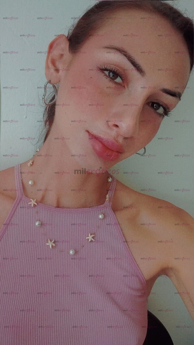 FOTOS DE HOLA, SOY VALENTINA, UNA CHICA TRANS MUY CALIENTE Y DELICADA
