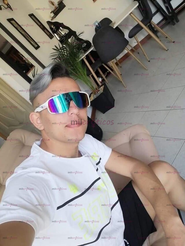 FOTOS DE JOVEN VERSÁTIL DISPONIBLE SOY VERSÁTIL SIN COMPLICACIONES