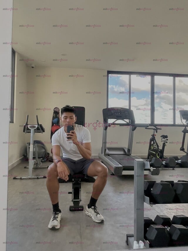 FOTOS DE JOVEN MEXICANO PASIVO, DISCRETO Y SUMISO, DISPUESTO A CUMPLIR TUS FANTASÍAS