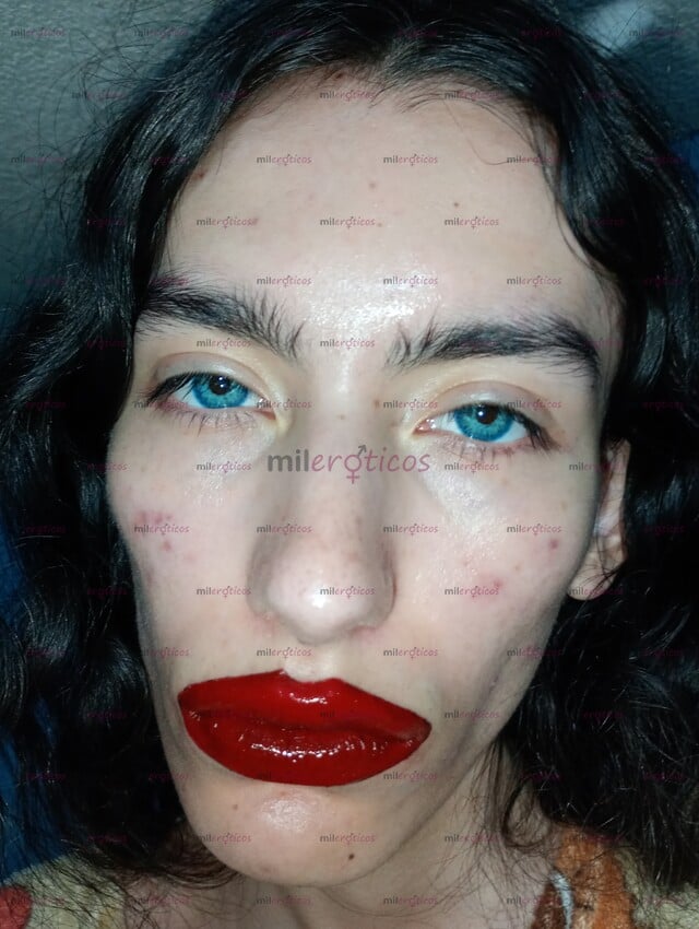 FOTOS DE 21 AÑOS DE EDAD. ESTOY DISPONIBLE CON TOTAL DISCRECIÓN Y LAS GANAS DE IR A MOTEL