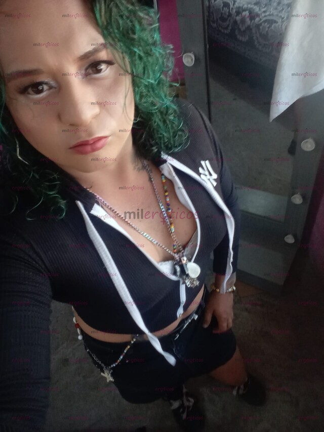 FOTOS DE TOTALMENTE CACHONDA ATREVETE A PROBAR ALGO DIFERENTE