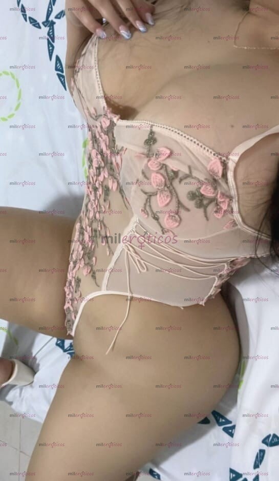 FOTOS DE DE PASO POR TU CIUDAD TETONA Y CULIONA LUJURIOSA Y CON TRATO EXLUSIVO