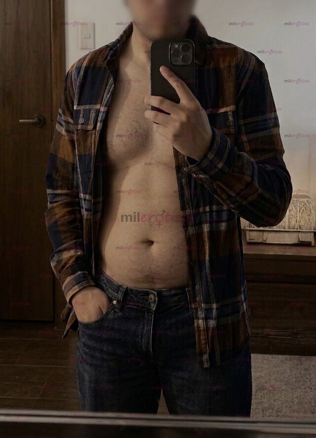 FOTOS DE JOVEN UNIVERSITARIO DE 22 CALIENTE Y LISTO PARA COMPLACERTE