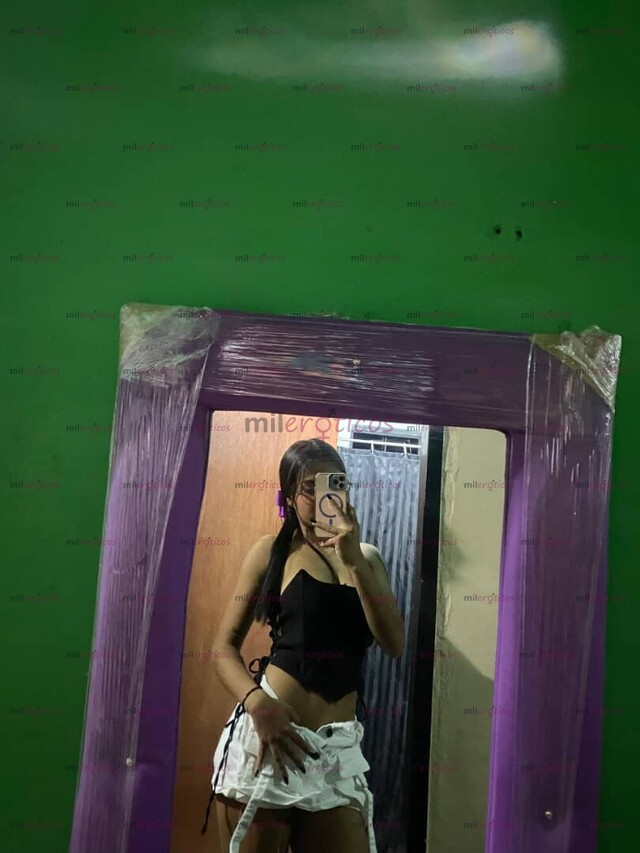 FOTOS DE CHICA DE 19 AÑOS CON MUCHAS GANAS DE HACERTE PASARLA RICO