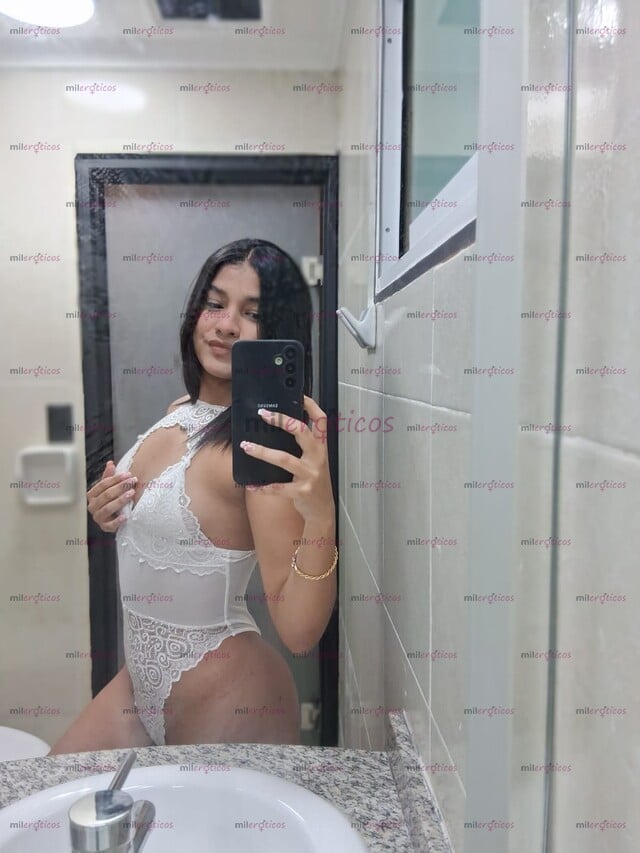 FOTOS DE MORENITA MOJADITA ESTRECHITA BOQUITA MANADORA PARA SACARTE TODA LA LECHE