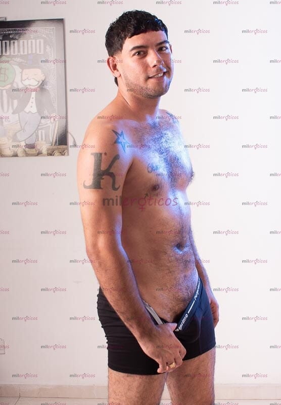 FOTOS DE POTENTE MACHO ACTIVO VERGON 22CM LLENOS DE LECHE ROMPE CULOS DOMINANTE