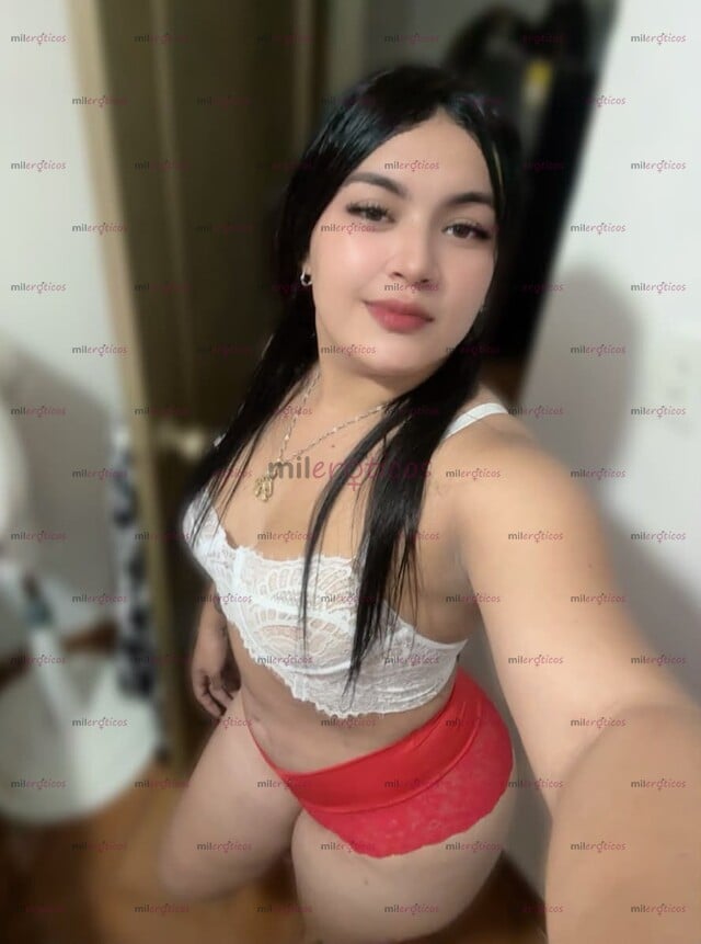 FOTOS DE JOVEN ARDIENTE Y PERVERTIDA CON UN DESEO INSACIABLE DE SEXO