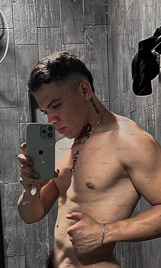 FOTOS DE SÚPER TOP CHICO INTER BUENA VERGA Y RICO CULO PUEDO SER TU AMO O TU PERRITA