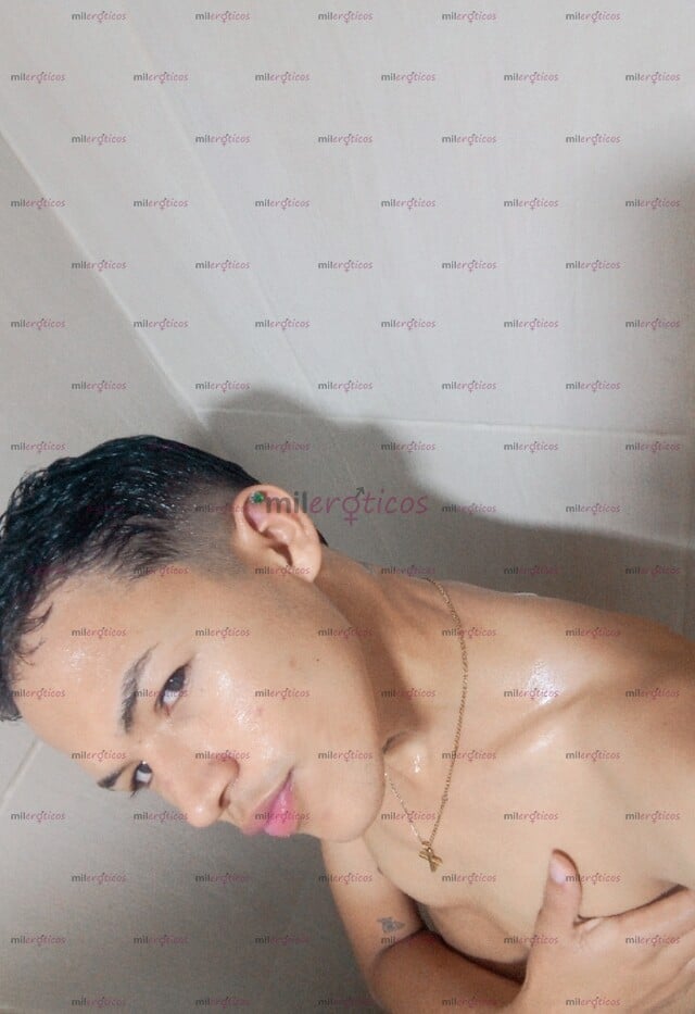 FOTOS DE HOLA BUENAS ESPERO AGRADARDARLES SOY UN CHICO DIVERTIDO DISPUESTO A TODO