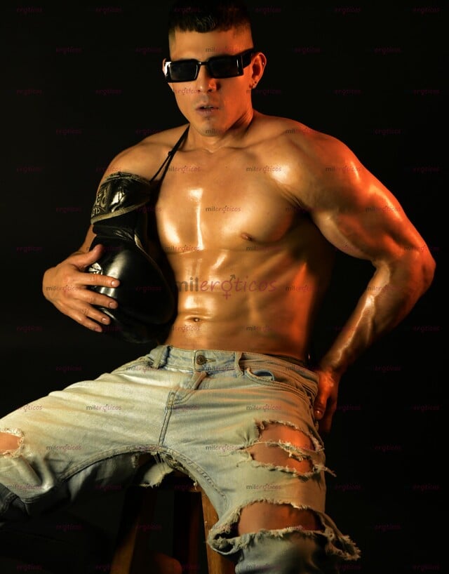 FOTOS DE DISPONIBLE EN TU CIUDAD JOVEN MASCULINO FIT CON SITIO EXCLUSIVO PRIVADO Y MASAJE
