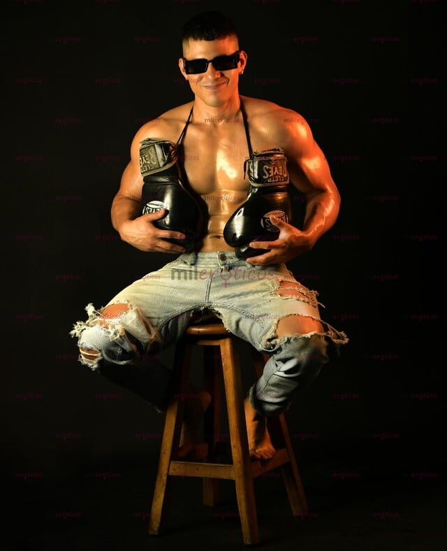 FOTOS DE DISPONIBLE EN TU CIUDAD JOVEN MASCULINO FIT CON SITIO EXCLUSIVO PRIVADO Y MASAJE