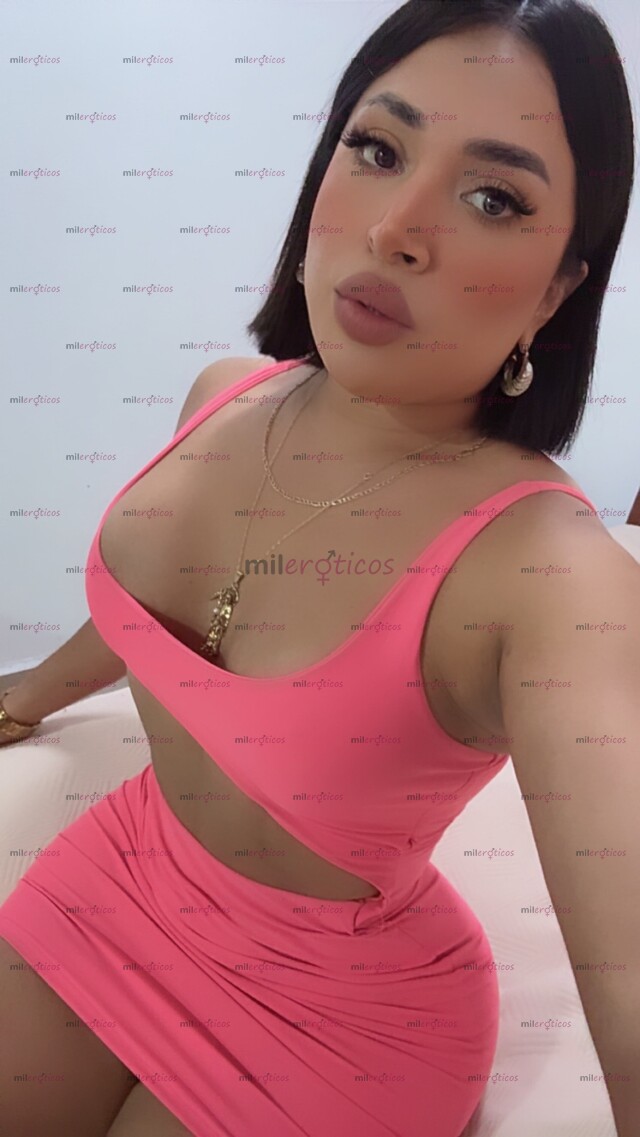 FOTOS DE LA MÁS RICA, CULO TAMAÑO BOMBA, LA MEJOR DEL PORTAL, SOY UNA ZORRA COGELONA