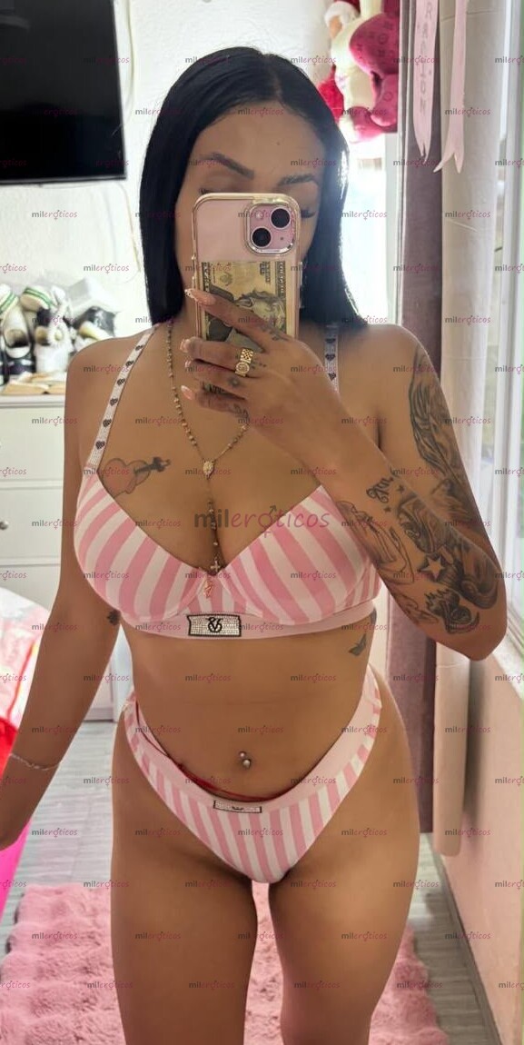 FOTOS DE FLAQUITA SEXY SÚPER APRETADA BISEXUAL Y MUY ZORRITA EN LA CAMA