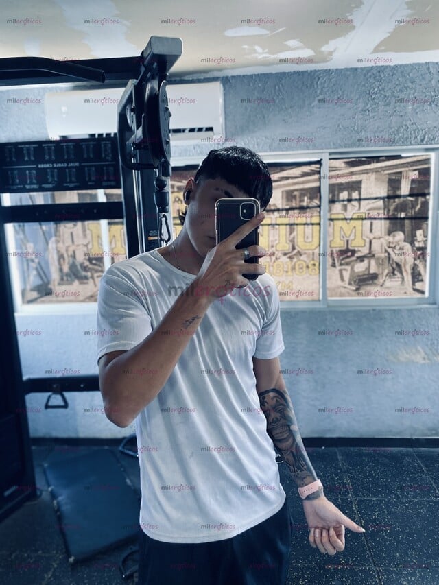 FOTOS DE FLACO DE 19 AÑOS, ESCRIBEME Y NOS DIVERTIMOS