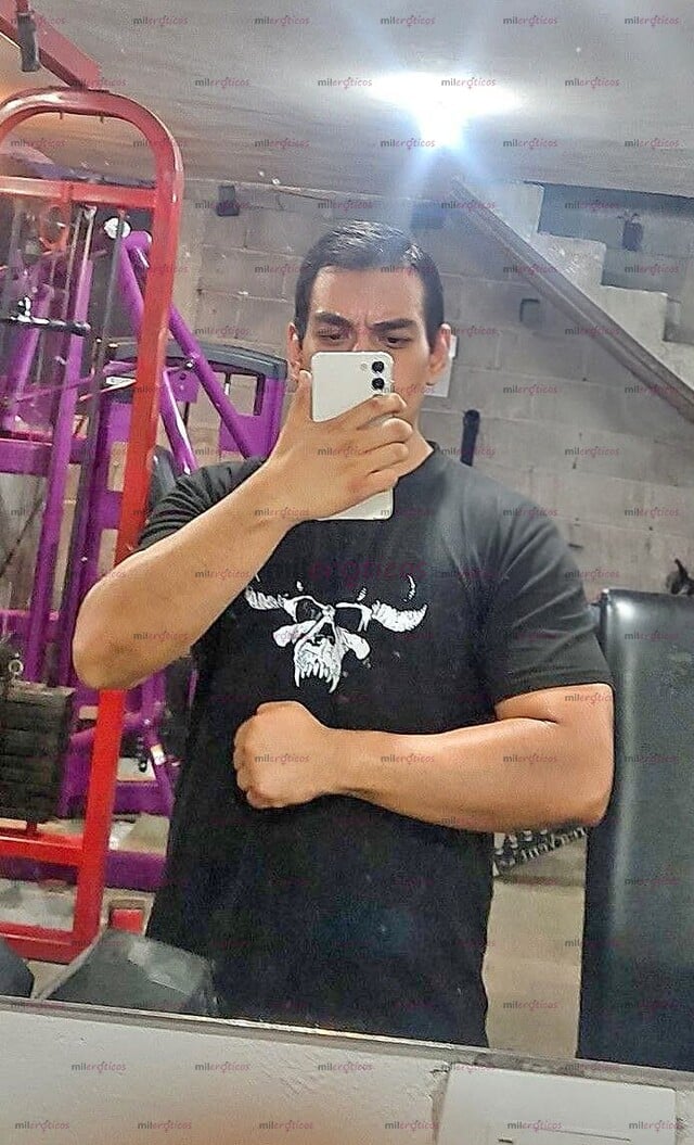 FOTOS DE JOVENCITO LLENO DE LECHE Y GANAS POR CONOCERTE
