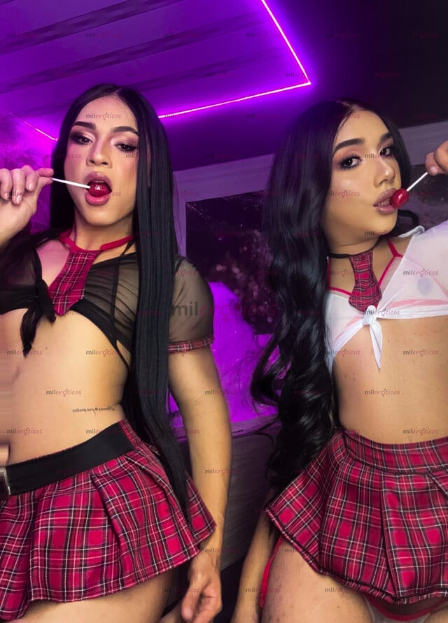 FOTOS DE TRIO CON DOS ESTUDIANTES TRANS VERSATILES COMPLACIENTES CUMPLIENDO FANTASÍAS
