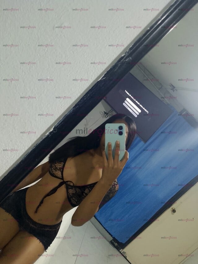 FOTOS DE HOLA BB SOY ANTONELLA UNA FLAKA MORENA SÚPER BIEN CON CUERPO DE BARBY
