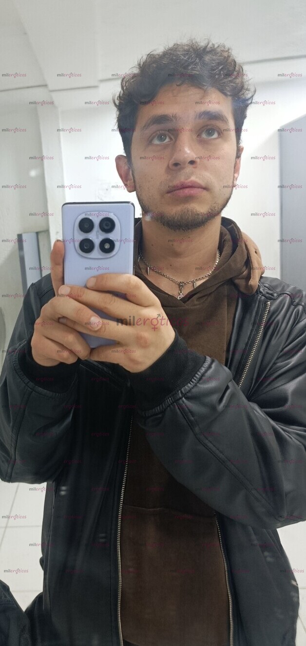 FOTOS DE VERGÓN OJOS CLAROS DISPONIBLE EN KENNEDY