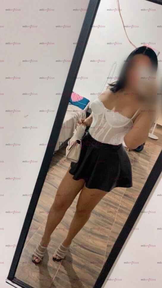 FOTOS DE MILDRED ESTOY AQUÍ PARA BRINDARTE LA MEJOR Y MÁS RICA ATENCIÓN PAPI