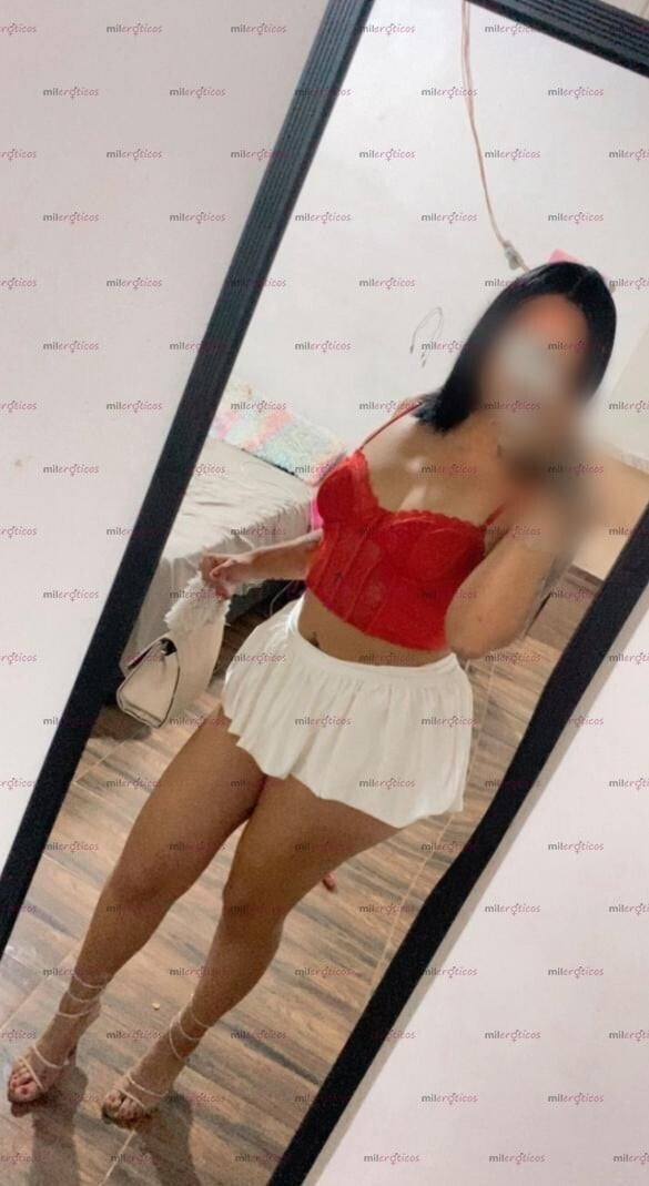 FOTOS DE MILDRED ESTOY AQUÍ PARA BRINDARTE LA MEJOR Y MÁS RICA ATENCIÓN PAPI