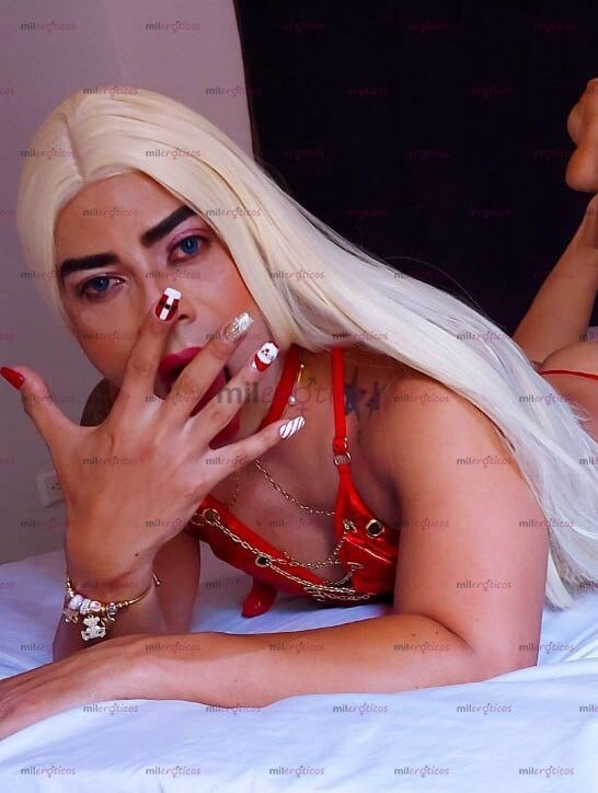 FOTOS DE 80K RECIÉN LLEGADA ORAL AL NATURAL CON TRAGADA D LECHE MIRA MI BOQUITA SUCCIONAR