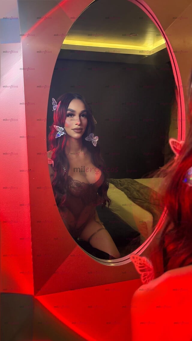 FOTOS DE LITTLE DOLL: DULCE POR FUERA, AL MANDO POR DENTRO CON UBICACIÓN!