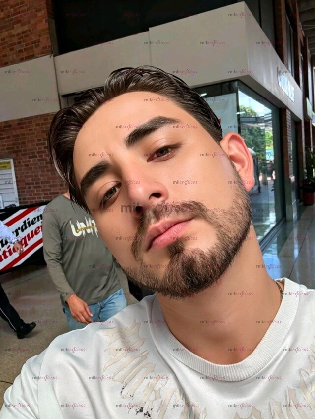 FOTOS DE HOLA JOVEN PAISA DE 23 AÑOS VERGON Y MUY APASIONADO DISPUESTO A TODO