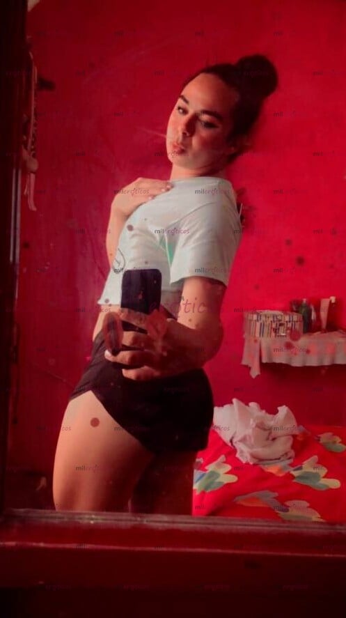 FOTOS DE CHICA TRAVESTI MUY GUAPA Y COMPLACIENTE, DISPONIBLE PARA TI