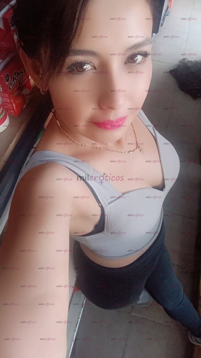 FOTOS DE DEJATE CAUTIVAR POR UNA MUJER DE BELLEZA IRRESISTIBLE, CABELLO NEGRO COMO LA NOC