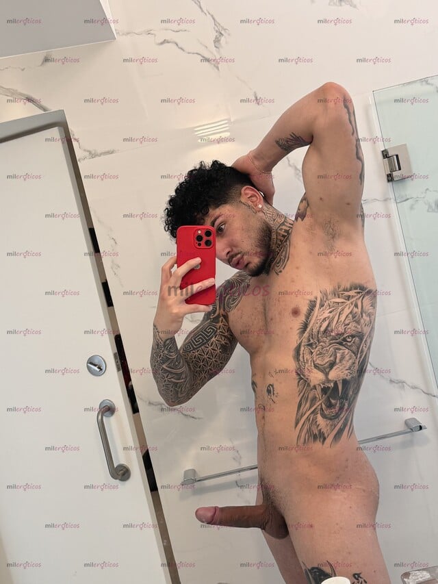 FOTOS DE ATENCIÓN, MUJERES O PAREJAS ESTRIPER TATUADO ALTO Y EXTRANJERO