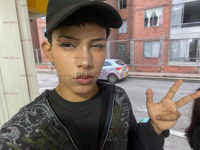 FOTOS DE HOLA SOY DIAN , SOY FEMBOY SUMISO , DISPUESTO AA CUMPLIR TUS FANTASÍAS