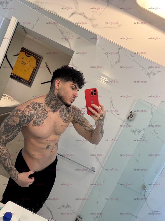 FOTOS DE ATENCIÓN, MUJERES O PAREJAS ESTRIPER TATUADO ALTO Y EXTRANJERO
