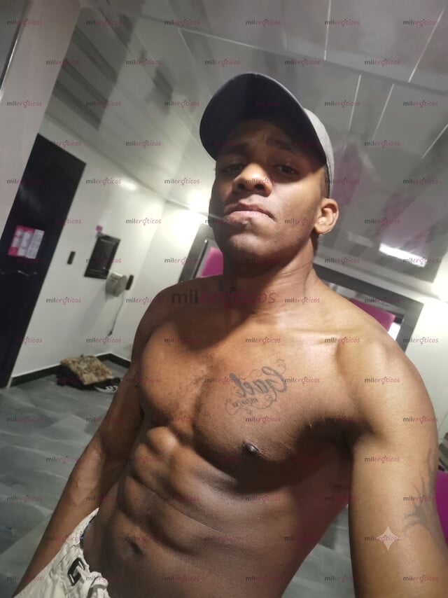 FOTOS DE NEGRO 23CM EXCLUSIVO PARA DAMA O PAREJA CORNUDO