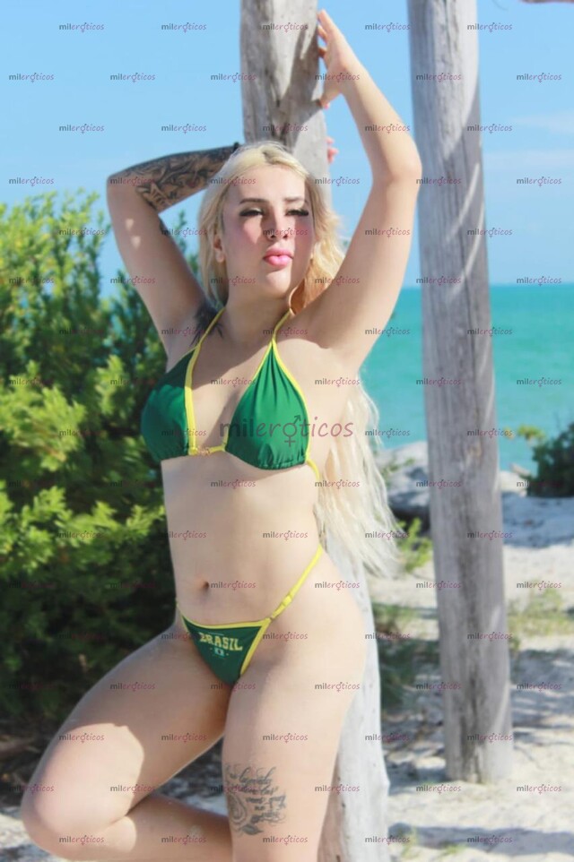 FOTOS DE DELGADA, RUBIA VIP, PUTOTA QUE LA CHUPA RICO Y APRIETA COMO NI UNA
