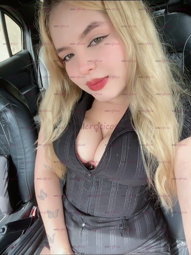 FOTOS DE JOVENCITA CALIENTE Y DULCE CON GANAS DE HACERTE FELIZ Y COMPLACER TUS DESEOS